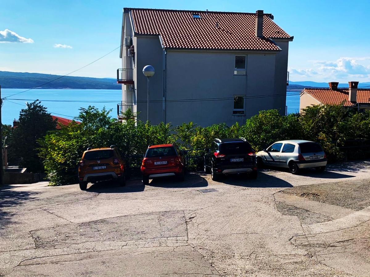 Apartments Julija Crikvenica Exteriör bild